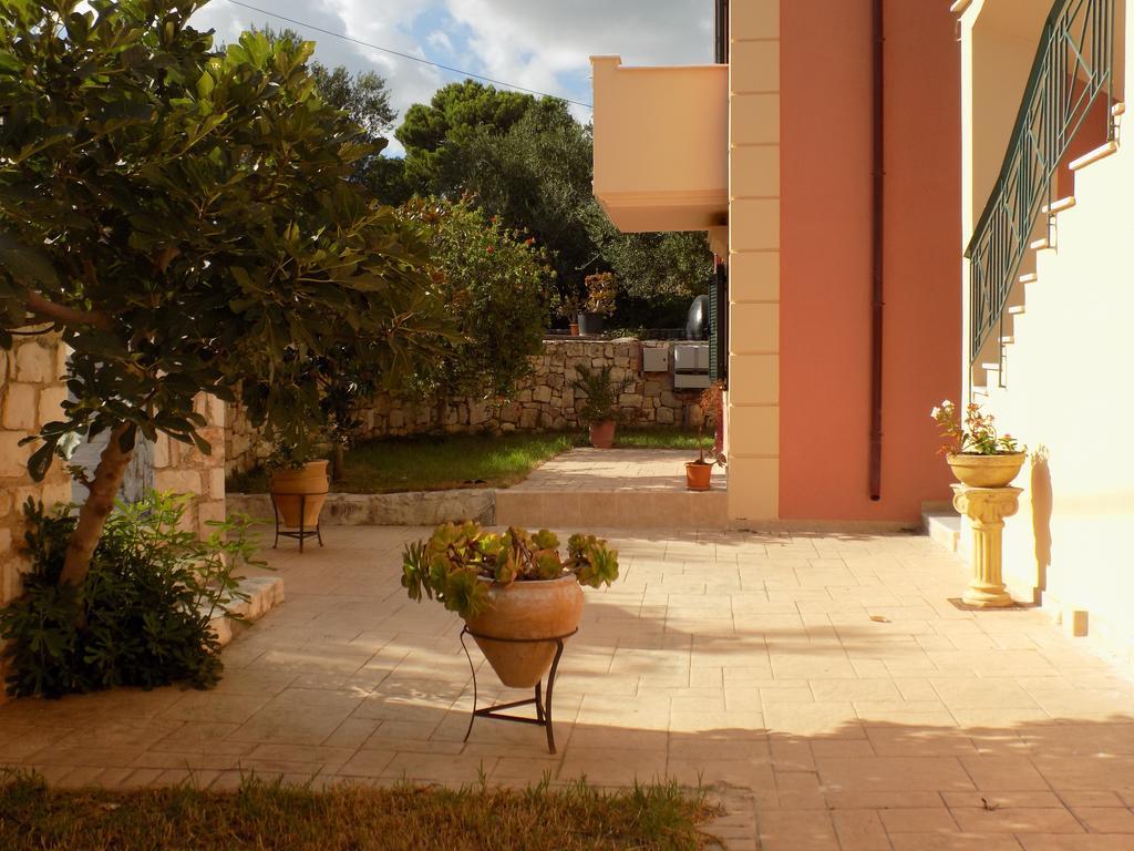 ליקסורי Kolona Apartments מראה חיצוני תמונה