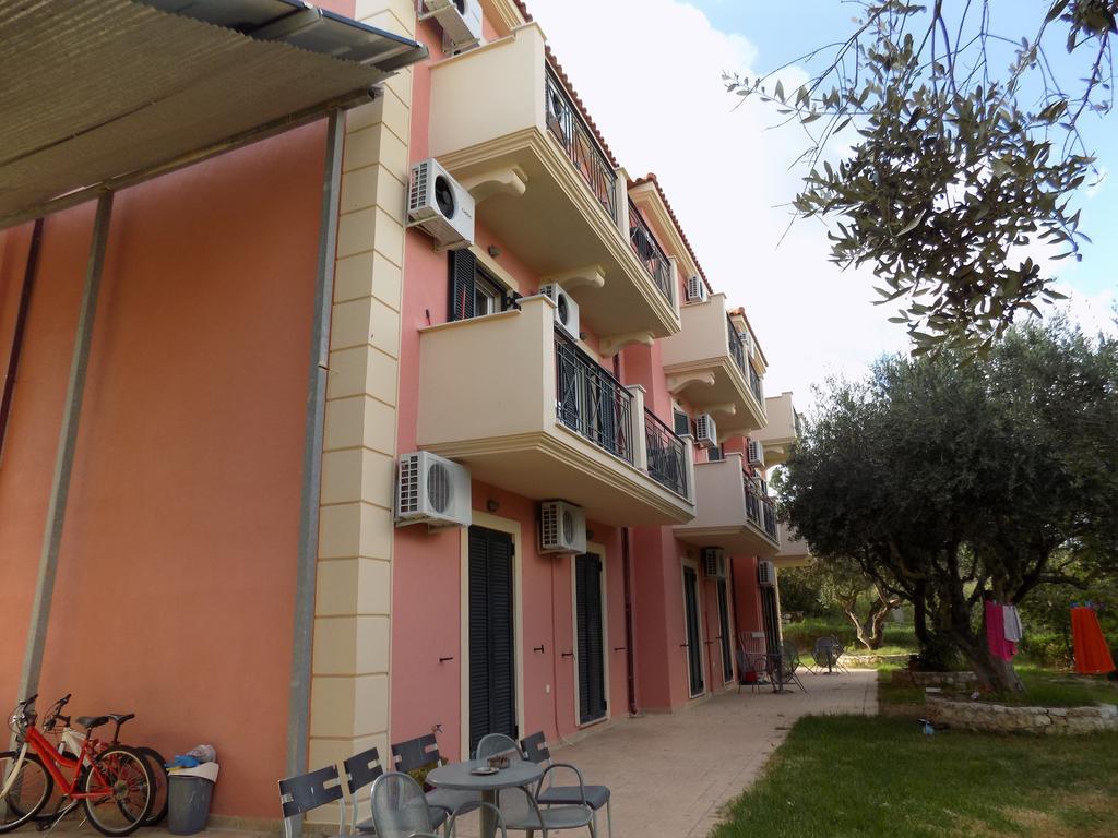 ליקסורי Kolona Apartments מראה חיצוני תמונה